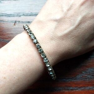 Vintage 1950s mod mid-century crystal bangle